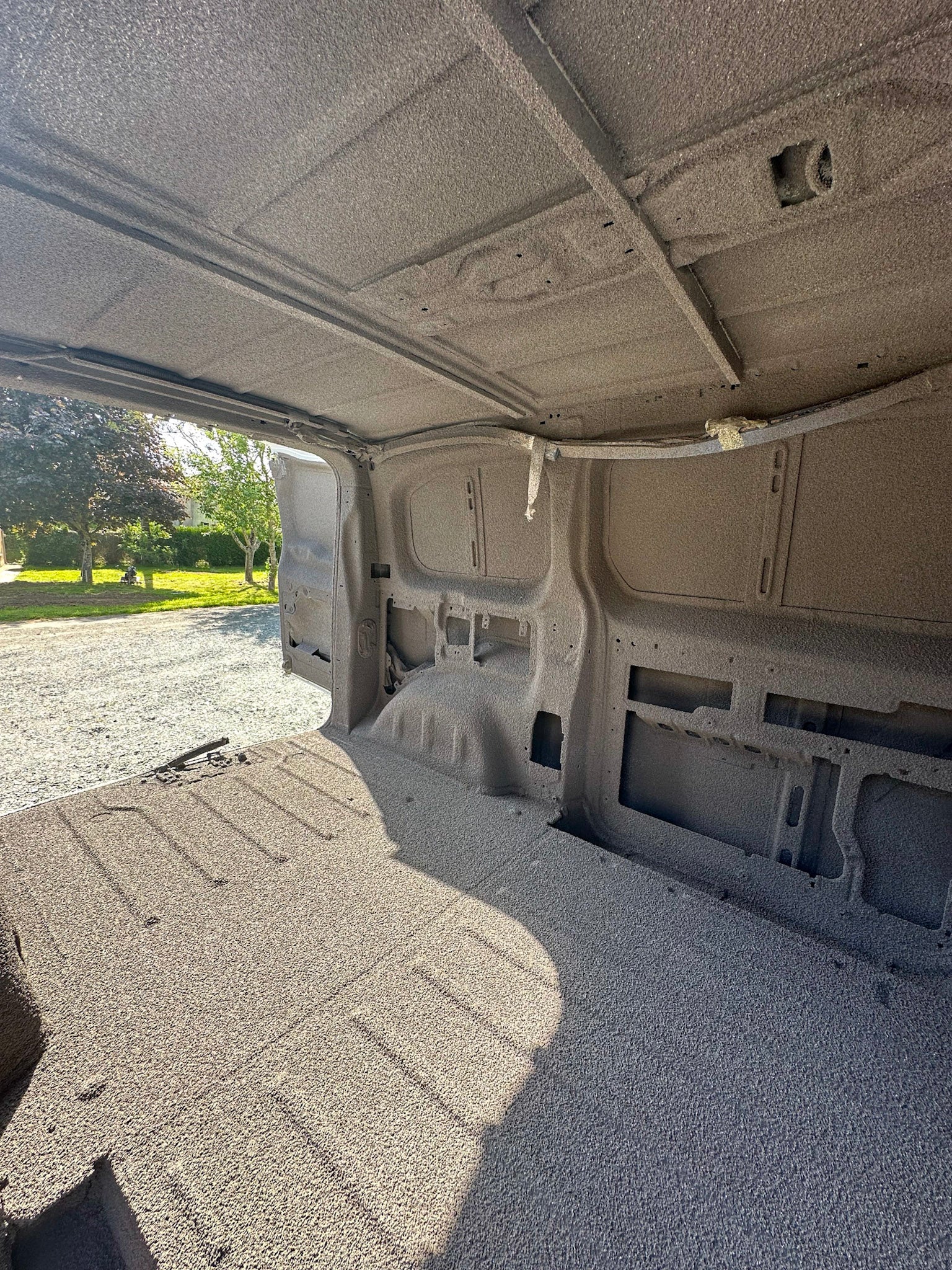 Isolation van Cholet - liège projeté